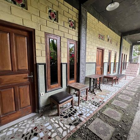 Buana Asti Homestay Selemadeg Екстериор снимка