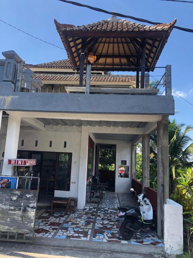 Buana Asti Homestay Selemadeg Екстериор снимка